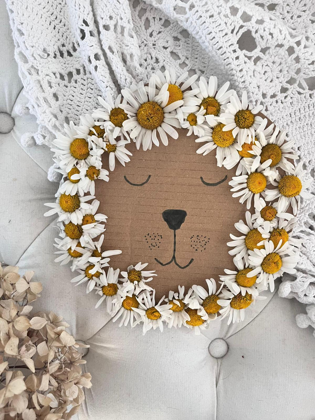 A Delightful Summer Adventure: Forget Daisy Chains its Daisy Manes!